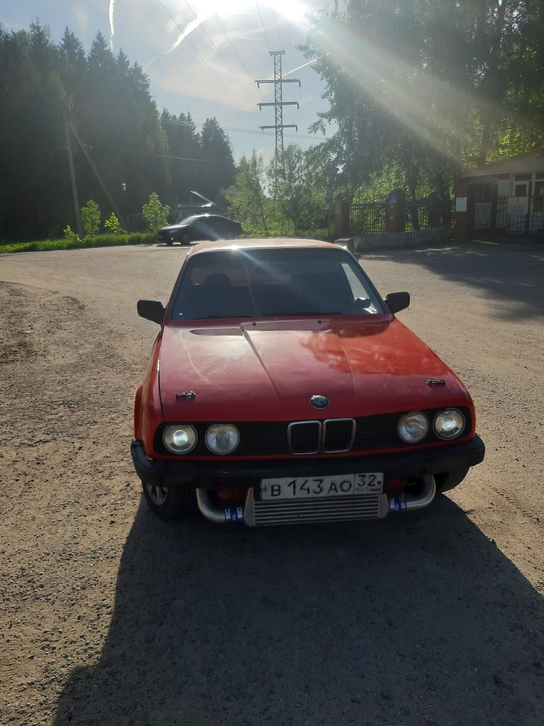 BMW 3 e30 1985        2018. GETRAG 240  ...