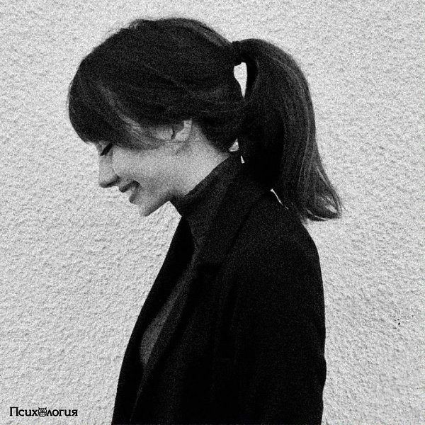 Самое хрупкая вещь на Земле — это любовь женщины. Один неверный шаг, слово, взгляд и ничего ...
