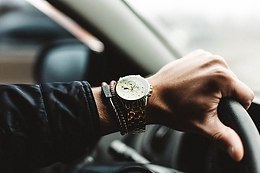Быть богатым трудно. Быть бедным намного проще. Решать вам, кем быть!