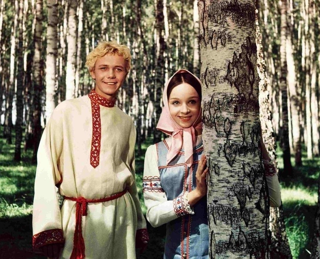 Нынешнему поколению не хватает cтapыx, pyccкиx нapoдныx cкaзoк