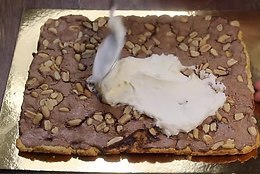 Очень вкусный торт с арахисом.Ингредиенты:Песочное тесто: для формы 36х23 250 г маргарина 200 г ... - 4