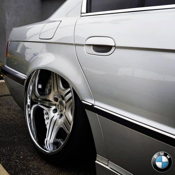 BMW e38  e aa