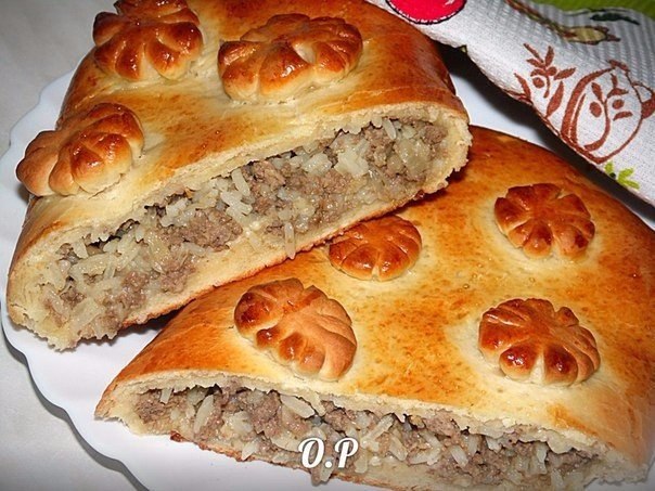 Кулебяка с фаршем и рисом.Автор: Ольга Романовамолоко - 1 стакан дрожжи сухие - 11гр маргарин - 180 ...