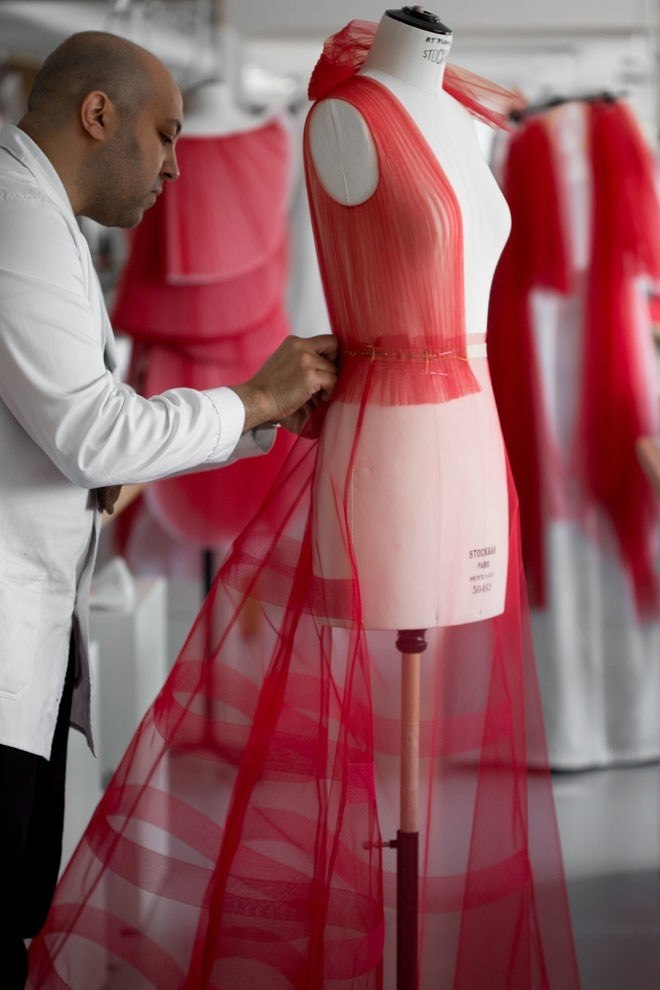 #_@sewing_https://fotostrana.ru/away?to=/sl/pFO2 making of the pleated dress from the Dior haute couture show, step by ... - 6
