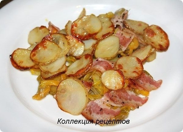 #ужин.Картофель – 1000 гр.Кабачки – 700 гр.Перец болгарский – 2 шт.Лук – 2 шт.Бекон – 300 гр.Сыр – ... - 5