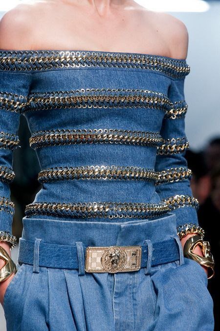 "BALMAIN" - 2