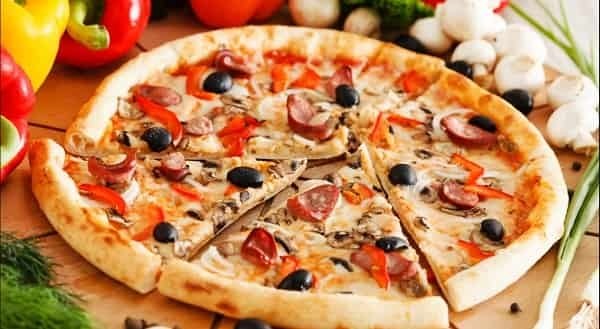 Осторожно! Слишком вкусная пицца на бездрожжевом тесте.на 100грамм - 204.75 ккалБ/Ж/У - ...