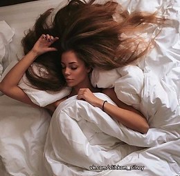Бывают дни, когда лучшее платье — одеяло, а самая лучшая компания — тишина!