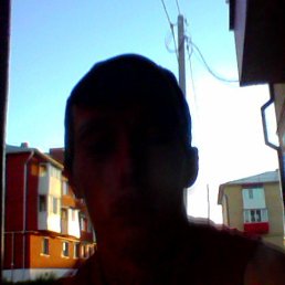 Evgenij, 32, 