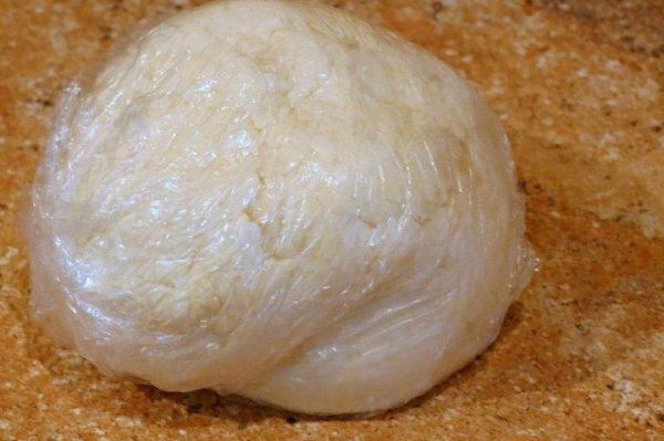 Пирог с курицей и грибами.Ингредиенты:Мука (для теста) — 200 гМука (для соуса) — 1 ст. л.Масло ... - 3