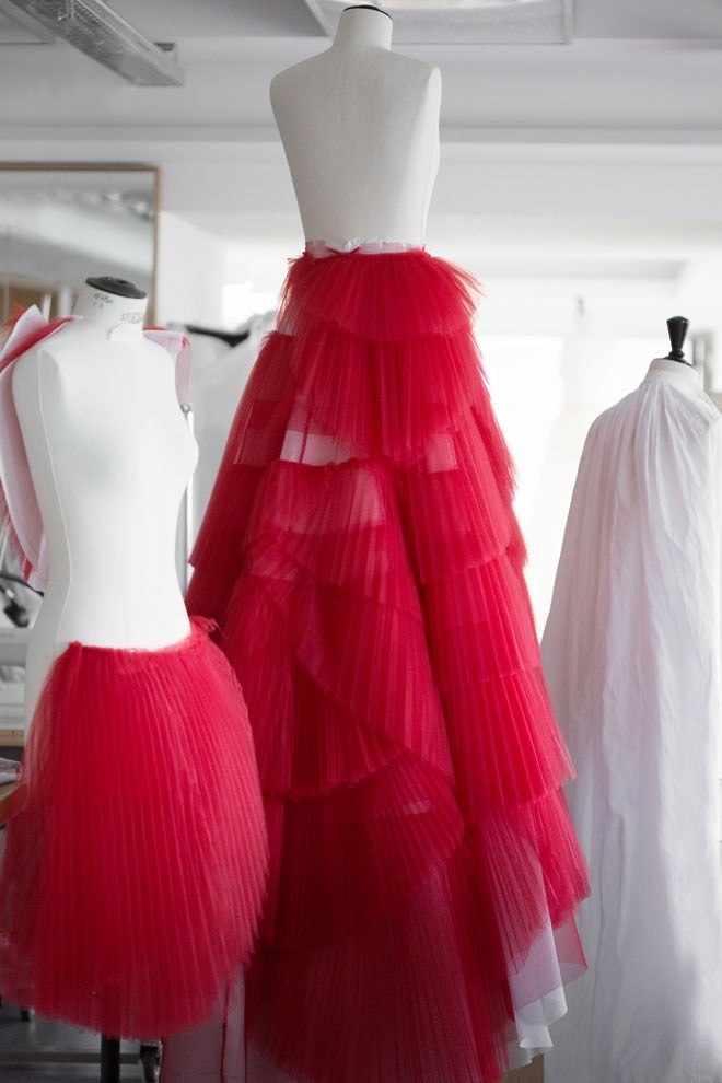 #_@sewing_https://fotostrana.ru/away?to=/sl/pFO2 making of the pleated dress from the Dior haute couture show, step by ... - 8
