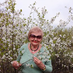 Алла, 63, Луганск