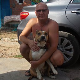 Viktor, 56 , -