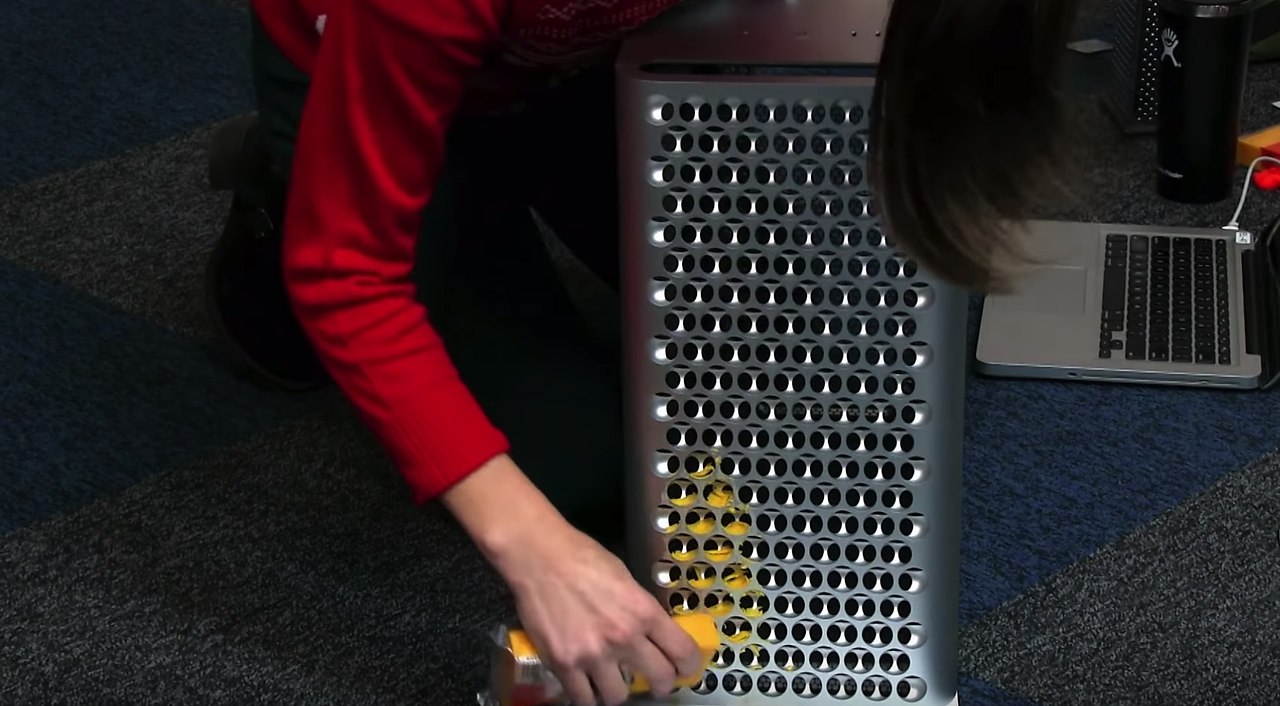   iFixit      Mac Pro  6      ...
