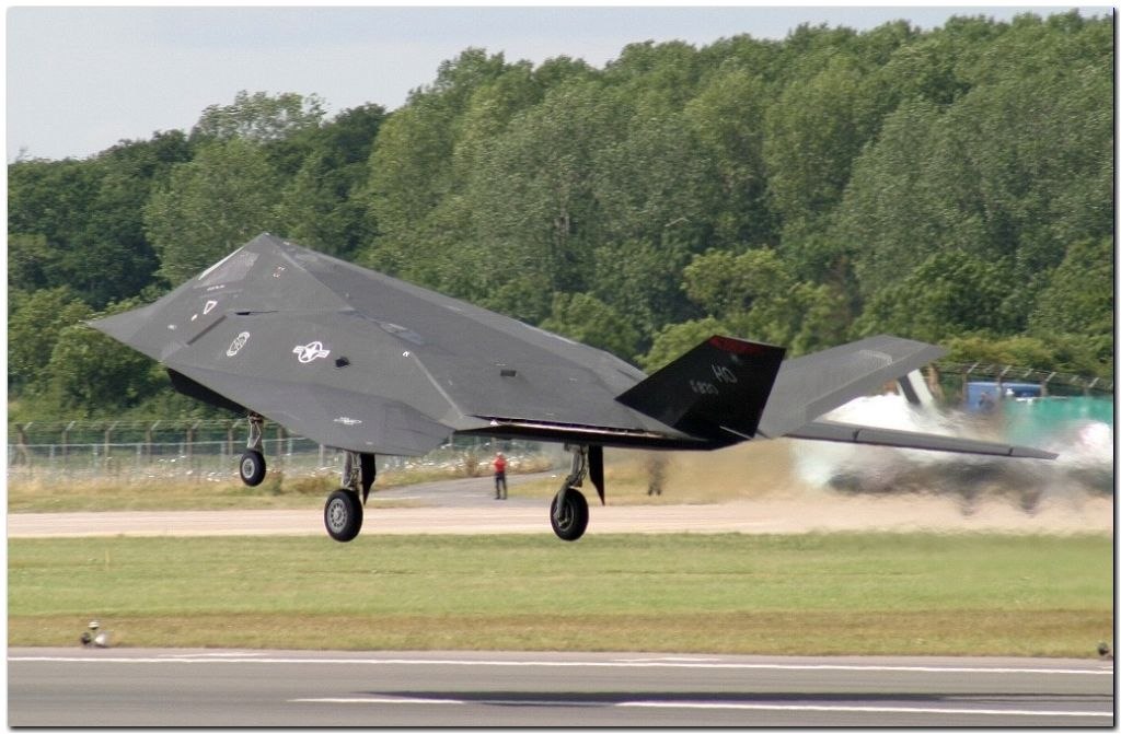    .18  1981     Lockheed YF-117A Nighthawk   ... - 6