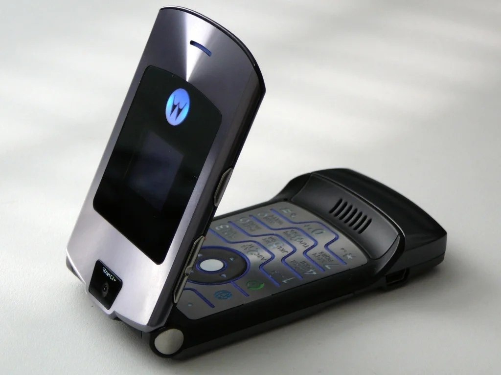 Motorola   -   RAZR - 2