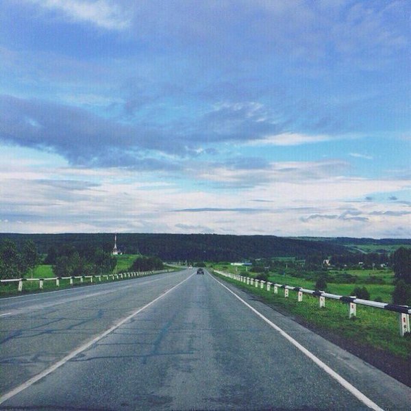 Всё меняется. Меняется жизнь. Меняются люди. И вроде всё хорошо. Но иногда так не хватает старого. ...
