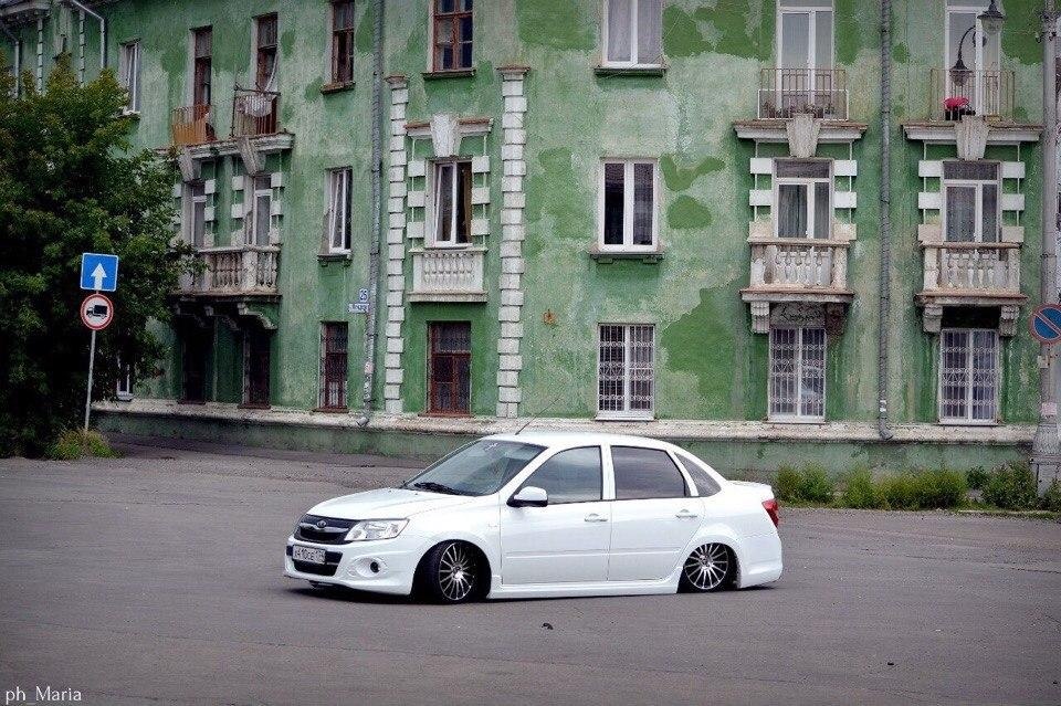 Ca Lada Granta