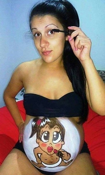 Когда будущие родители знают толк в фотосессии. Оригинально, правда?