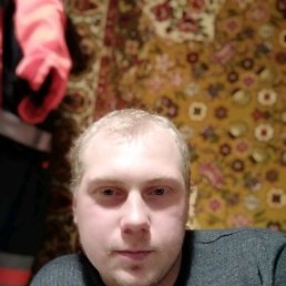 Олег, 27, Красноармейск