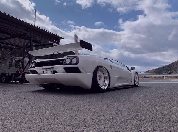 Lambo Diablo - 2