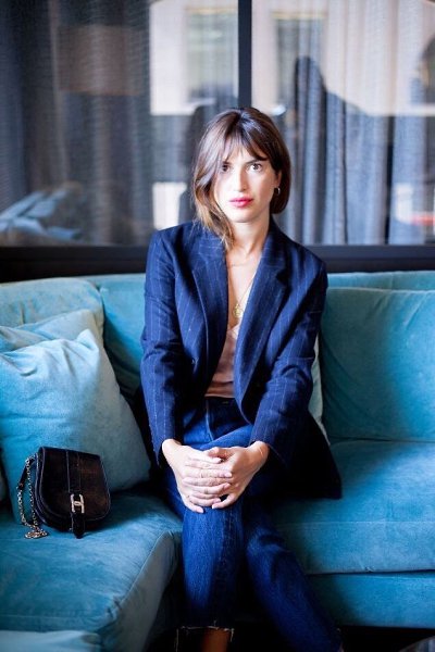  Jeanne Damas.  2.