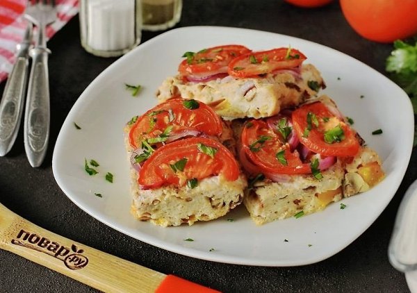 Куриная запеканка с чесноком и болгарским перцем.Ингредиенты:Куриная грудка — 1 шт.Перец болгарский ...