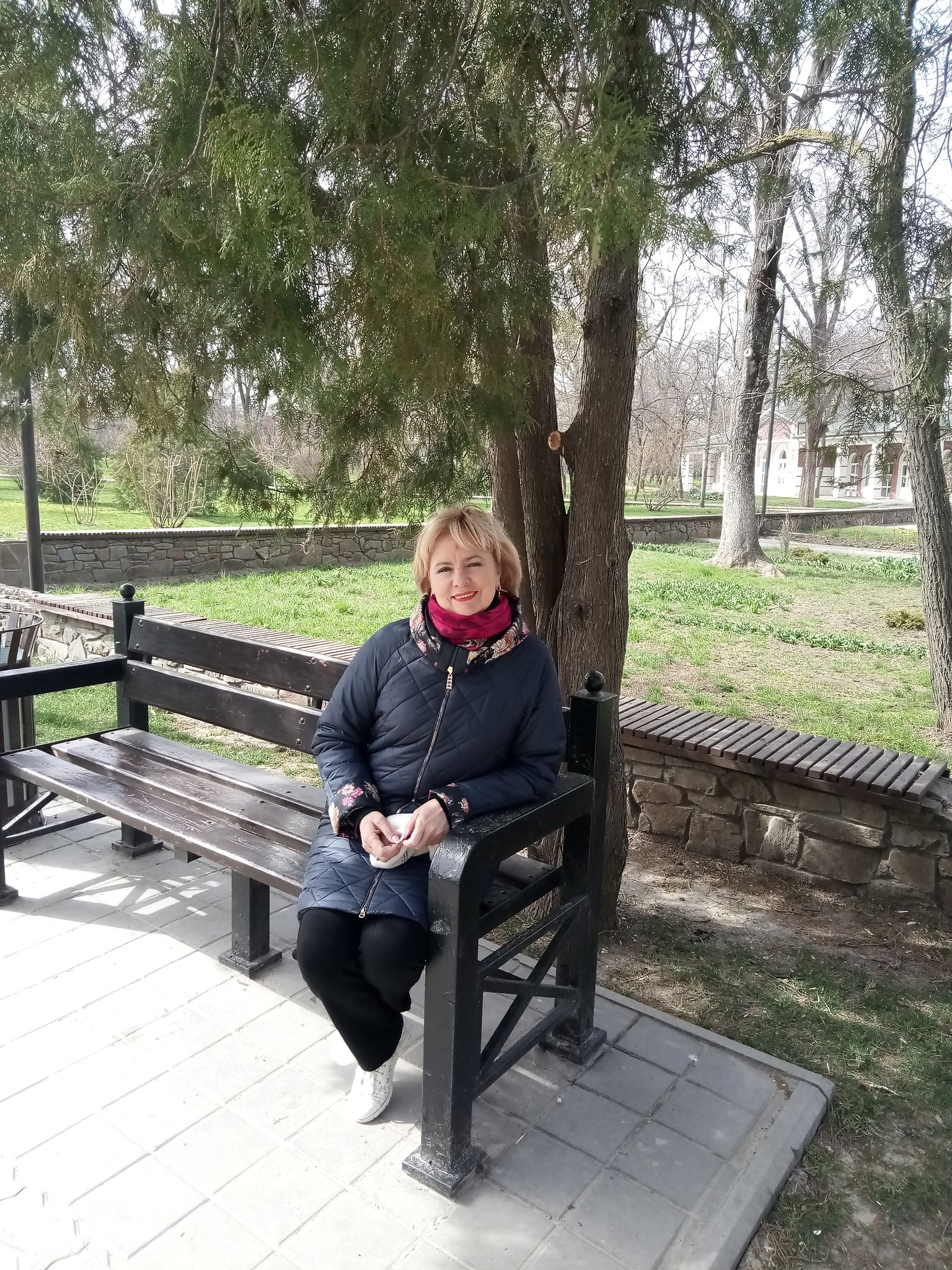 Проходит всё… Проблемы и печали….Но главное, чтоб мы не одичали.Не утонули в собственных заботах,В ...