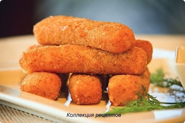 Сырные палочки.Ингредиенты:Сыр — 500 гЯйца — 2 шт.Сливки — 50 гМука — 1 стак.Панировочные сухари — 2 ...