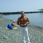 Viktor, 59 , 