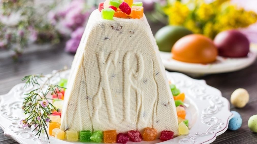 Готовимся к ПАСХЕ! Творожная пасха с изюмом! Ингредиенты: Творог1 кг Сливочное масло150 г Яйца3 шт ...