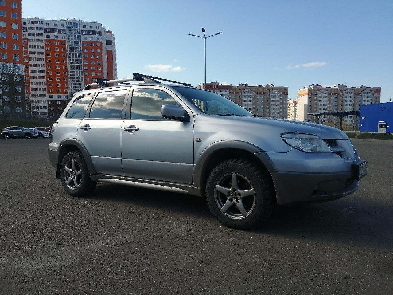  Mitsubishi Outlander 1- .2005 .  205000 .  2.4,  ...