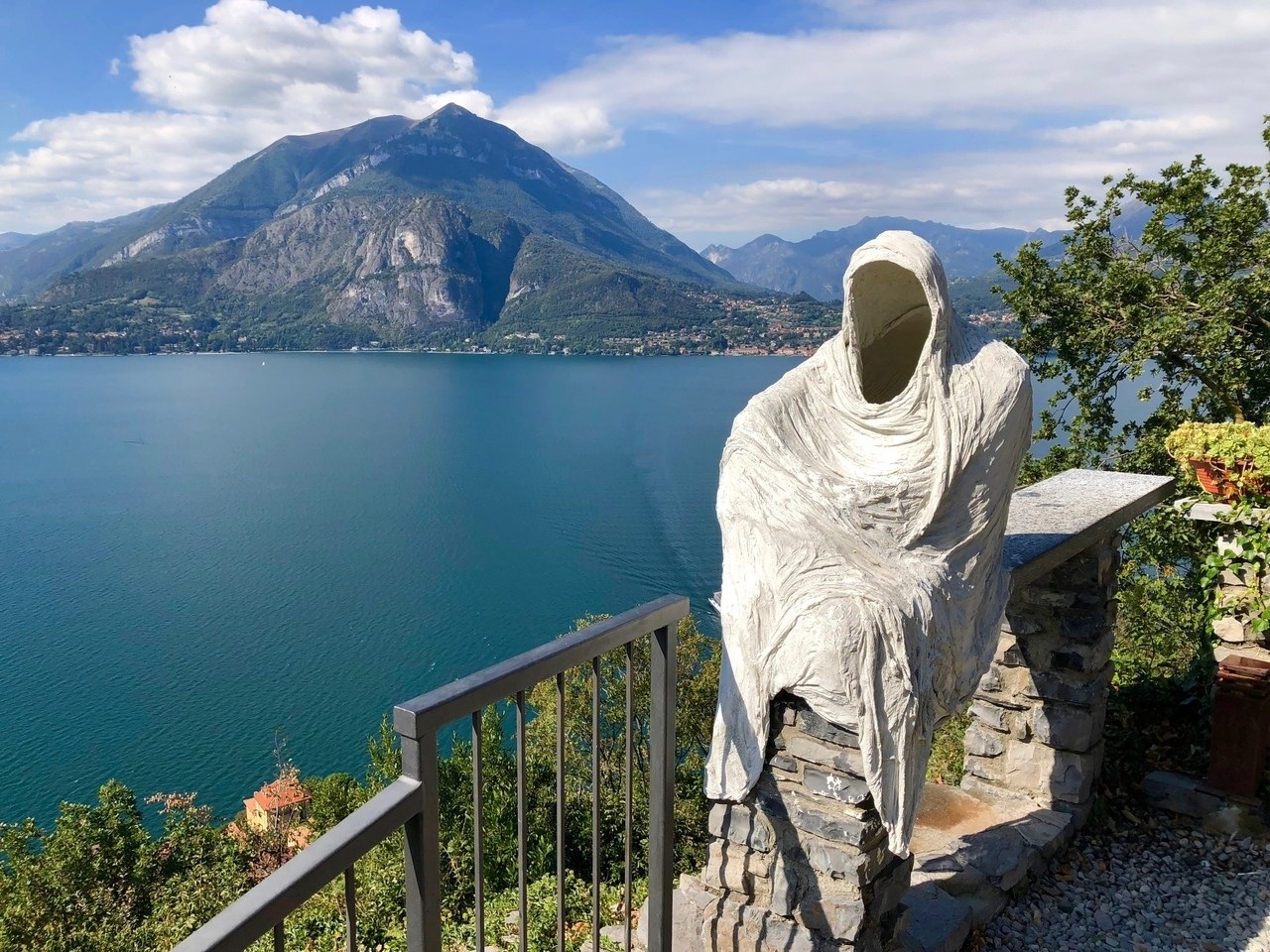    (Castello di Vezio)    .    ... - 9