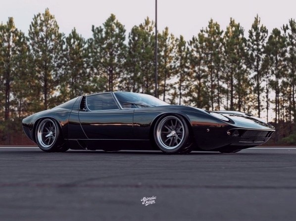 Lamborghini Miura - 6