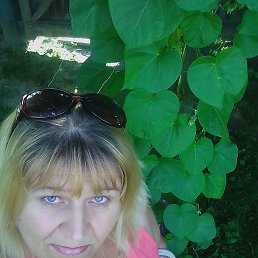 Iren, 57, 