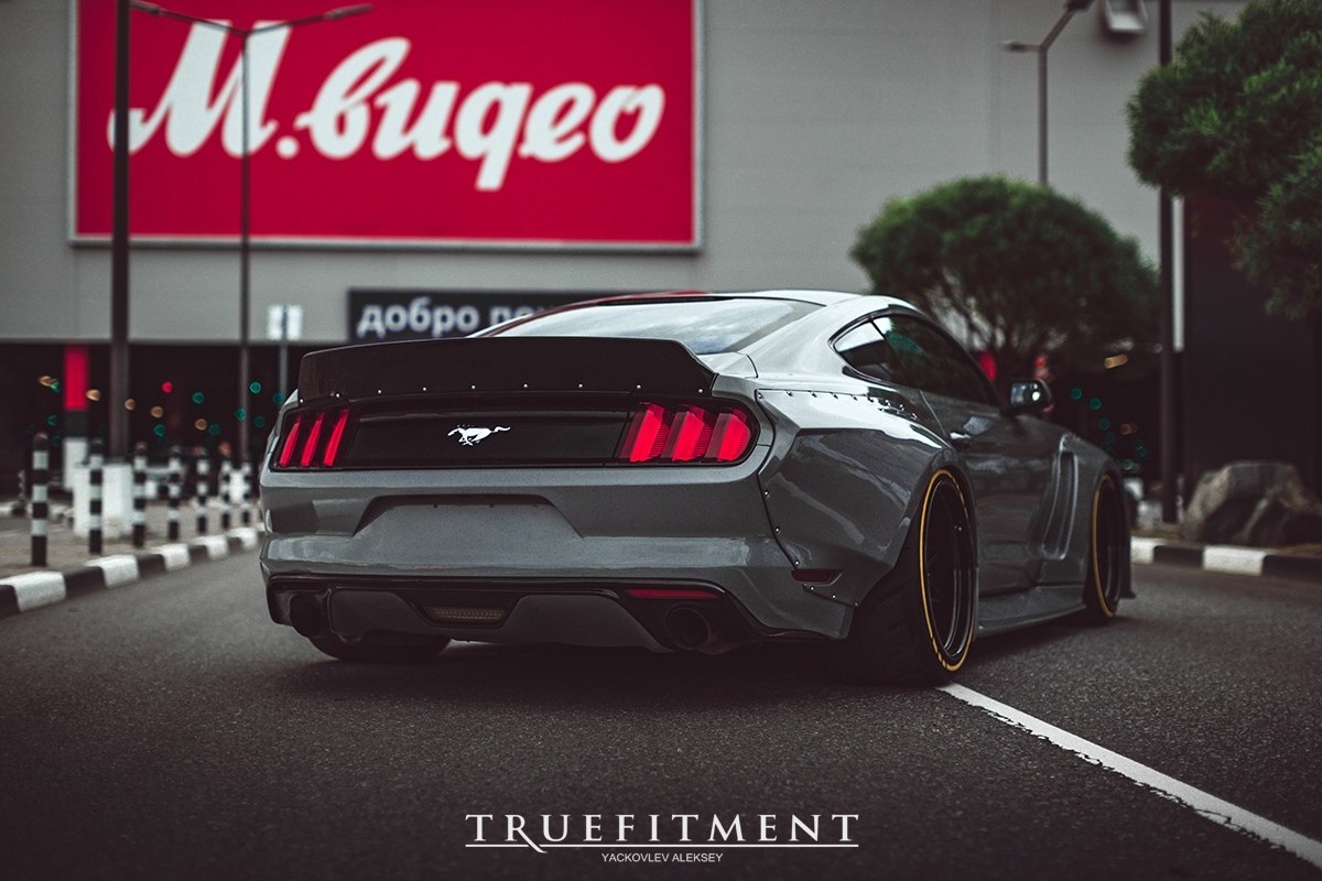 #Ford@autocult #Mustang@autocult - 8