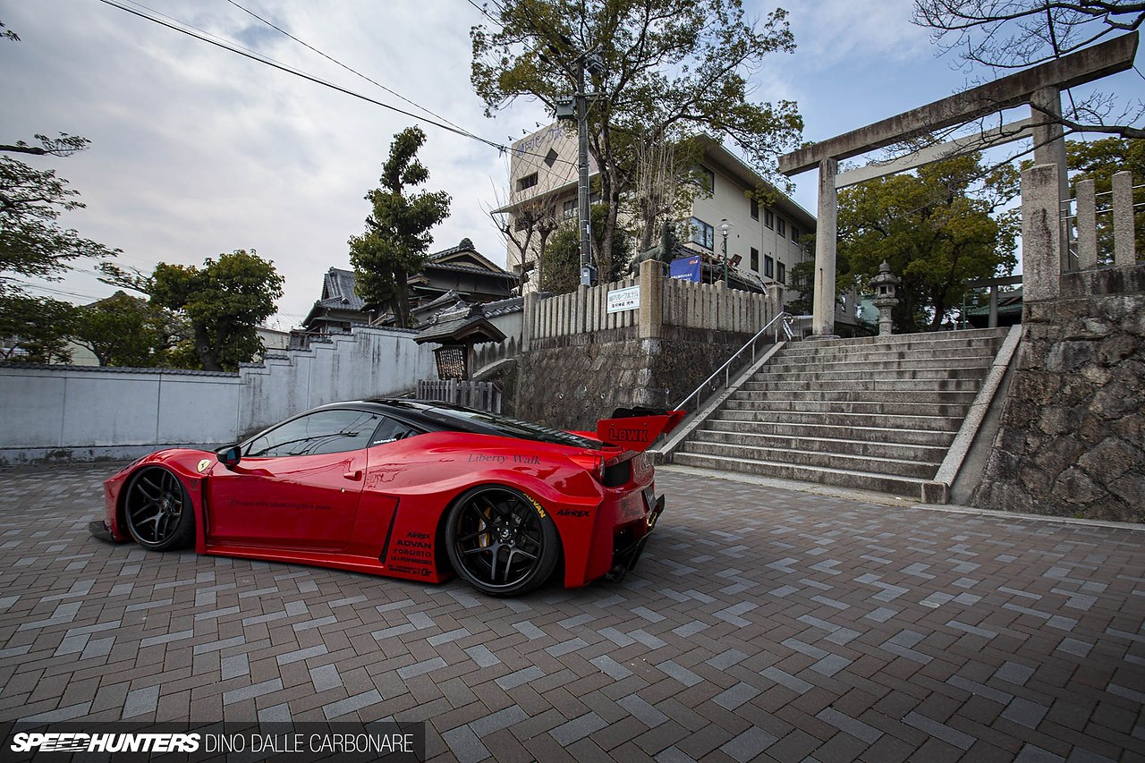 #Ferrari@autocult - 2