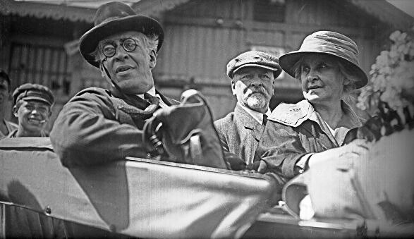 o  oo,  o oo o o  o ,   . , ...