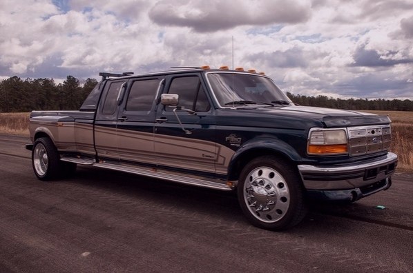 Ford F-350 Cnturion 1997.. 7.3L poe V8 $10250 - 4