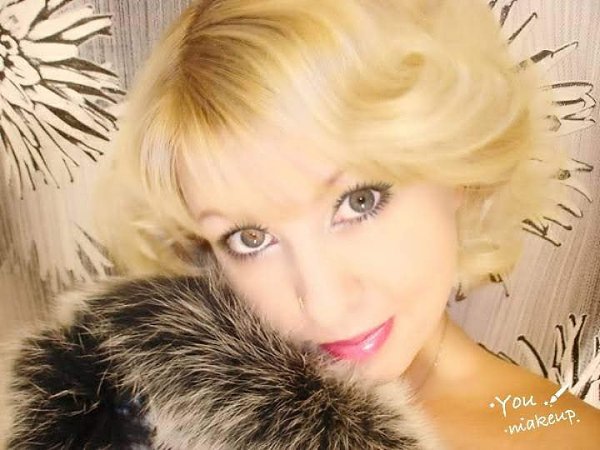 Есть такие женщины, которые уже не боятся. Которым уже поздно бояться. Бояться не понравиться. Не ...