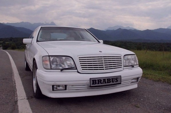 ukape Brabus 7.3 S  opuae, 0eu ap - 9