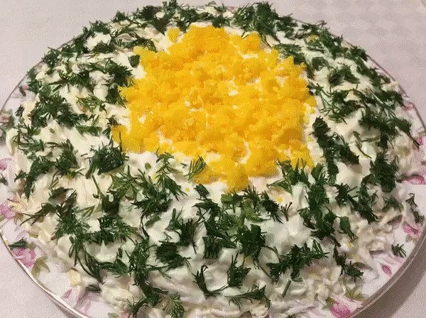 Праздничный салат "Солнышко" с ананасом.Продукты:- 400 грамм свежих шампиньонов,- 200 ...