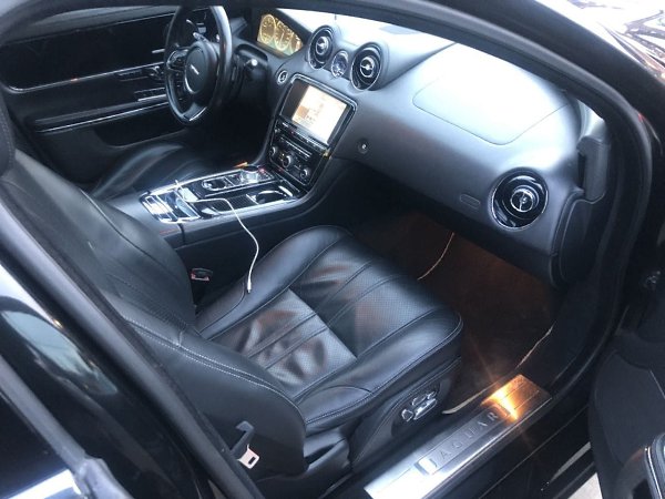 Jaguar XJ 5.0 компрессор 510сил, 2010год, пробег 160тыс, машина в идеале как внешне, так и ... - 10