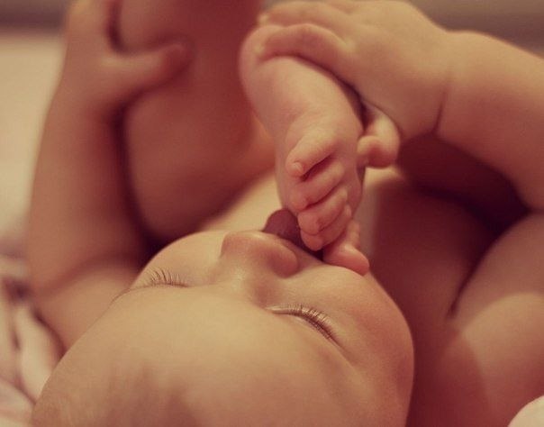 #Стихи@freshmotherssecrets.Твои глаза – сокровище для мамы,Твой детский смех – награда, стимул ...