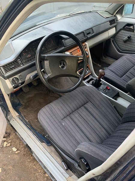 . . Mercedes W124 2.3    1986        ... - 7