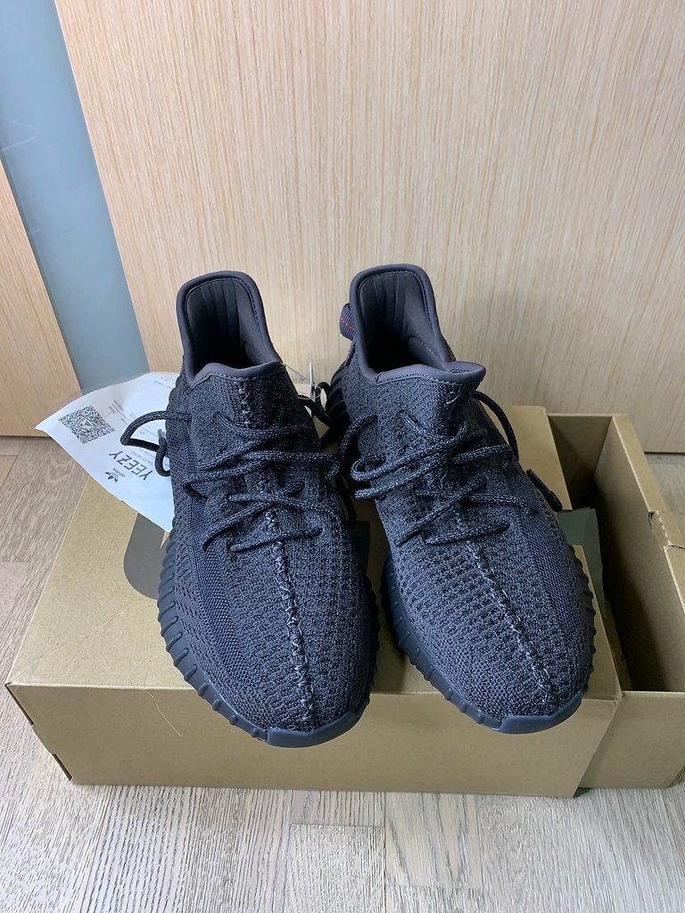 Adidas YEEZY BOOST 350 V2 FU9007. 44US 10,   .15.000  