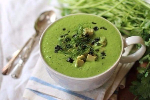 5 самых вкусных холодных супов.1. ОкрошкаИдея этого супа очень проста - мелко нарезать свежие овощи ... - 4