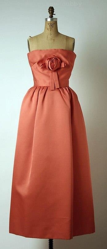 Yves Saint Laurent  oa Dior, 1958-1960 ..