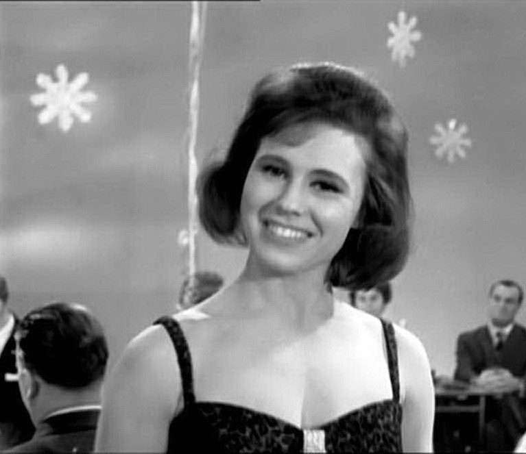      ,      1960- ,  77 ... - 4