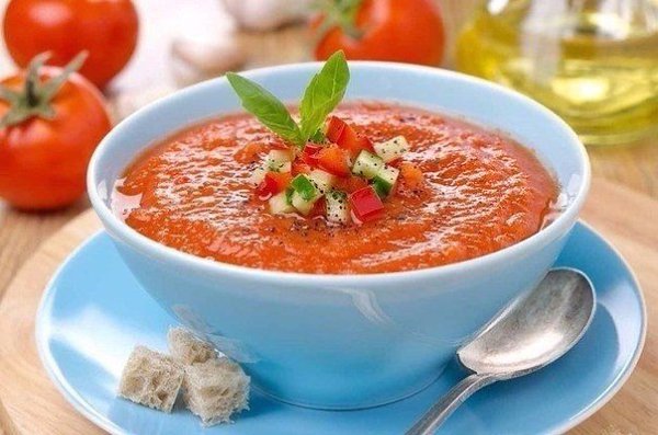 5 самых вкусных холодных супов.1. ОкрошкаИдея этого супа очень проста - мелко нарезать свежие овощи ... - 2